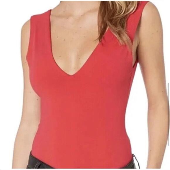 Free People Low V Neck Coral Pink Bodysuit XL New - Picture 7 of 8